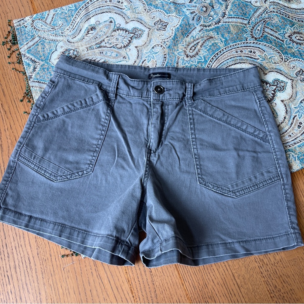 Supplies gray cargo shorts Patch pockets 5” inseam size 12